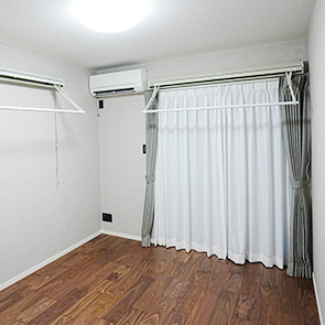 蜂岡町の家